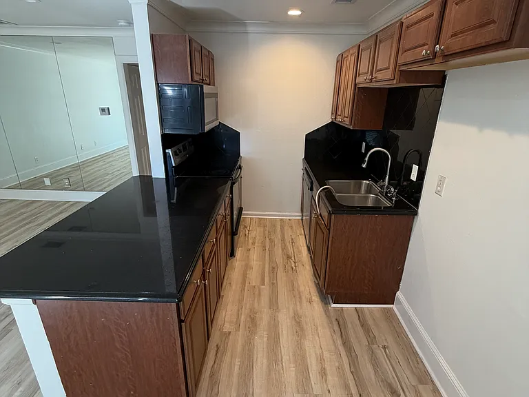 7770 Meadow Rd #218 — Photo 7