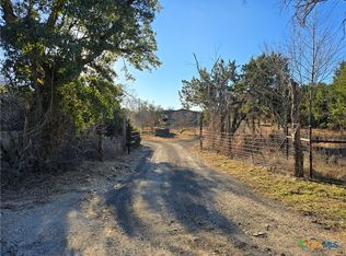 390 & 400 N Fawn Ridge Dr, Leander, TX 78645