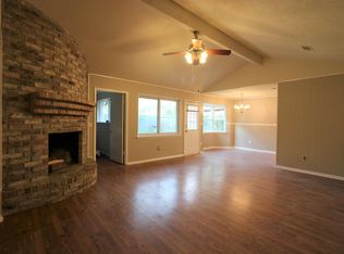 727 Seacliff Dr, Houston, TX 77062