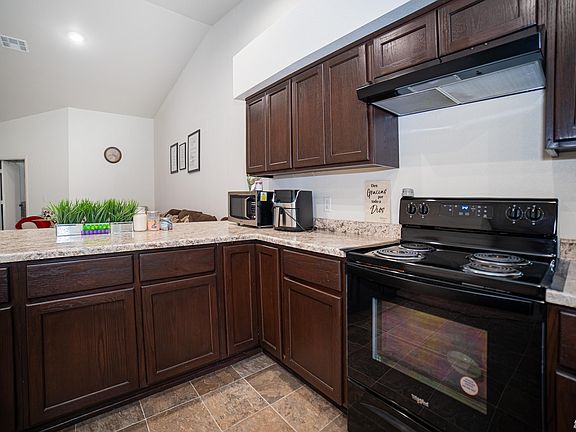 5th image of 7366 E 37th St