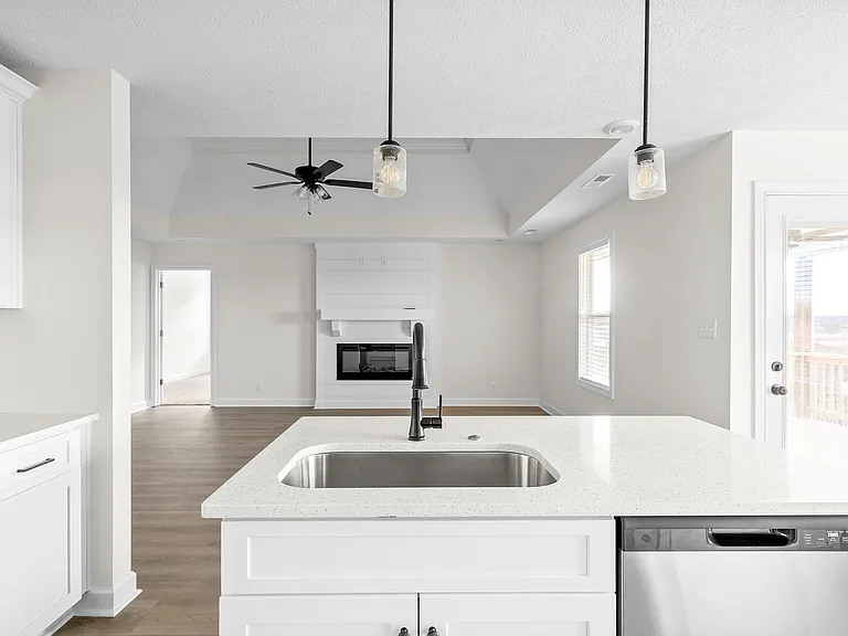1188 Ross Farms Blvd — Photo 10