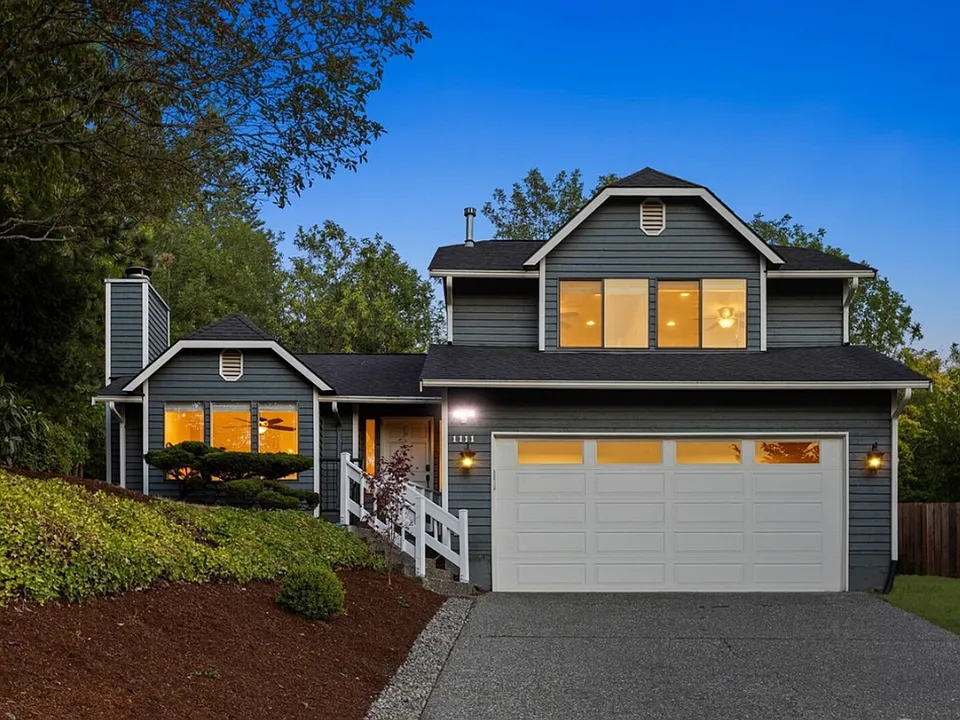 1111 S 27th Pl