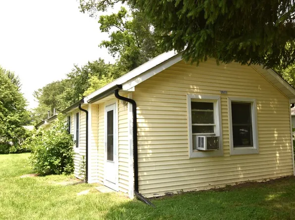 2811 Darlington STREET, Delavan, WI 53115