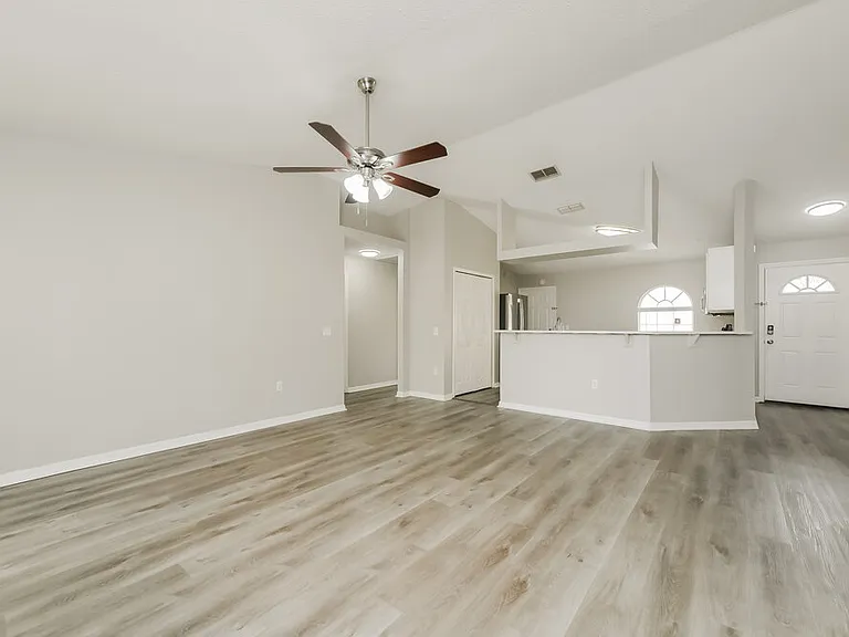 459 Flamingo Ct — Photo 7