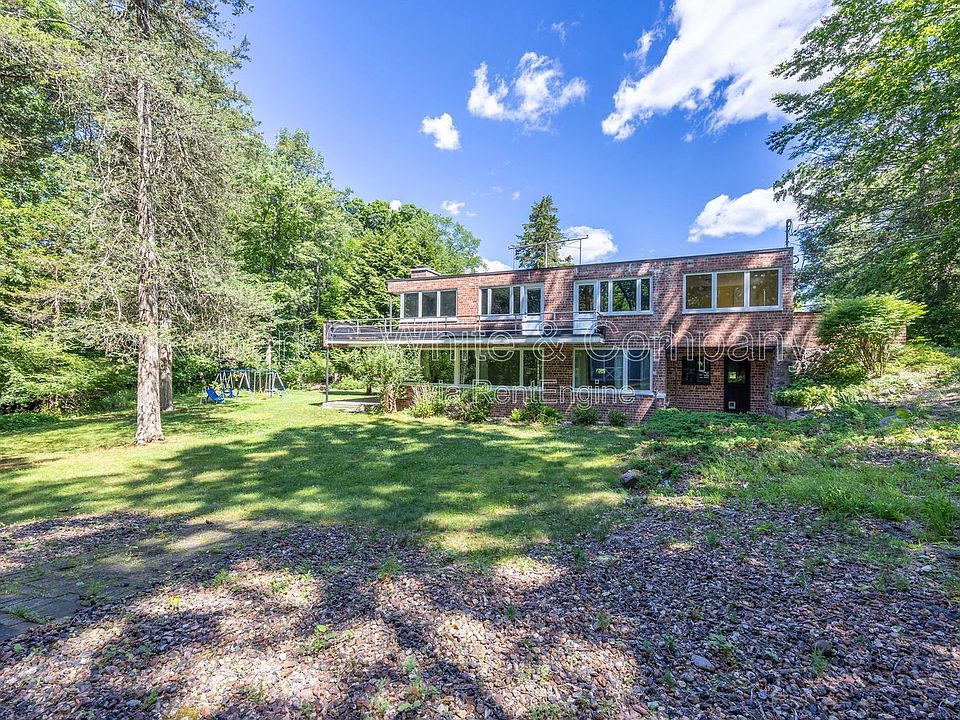 1st image of 205 Jinny Hill Rd