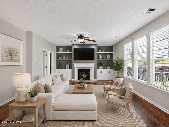 3rd image of 3012 Briar Creek Dr