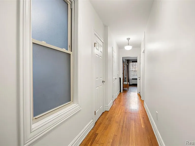 469 W Willis St #3 — Photo 10