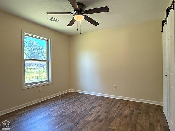 4th image of 812 Ellis Ave