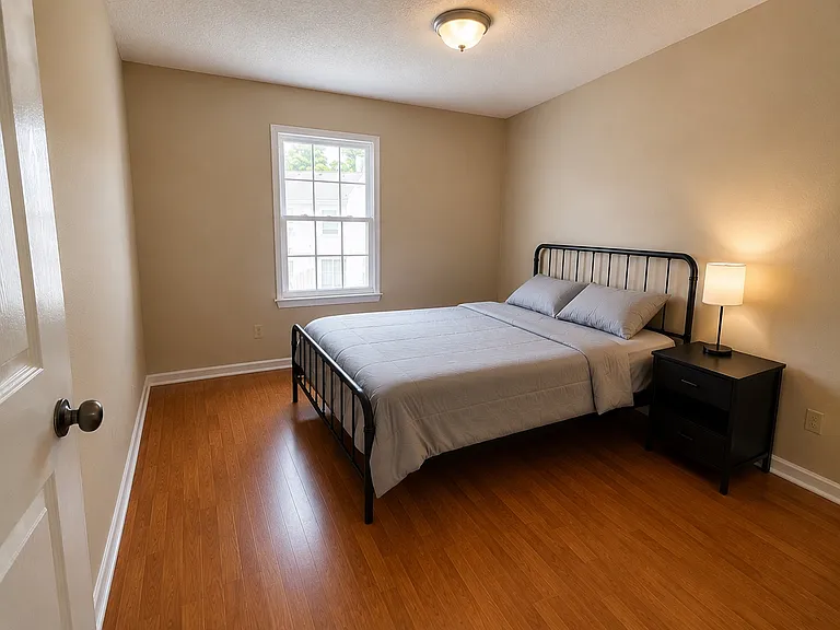 3904 Roebling Ln — Photo 5