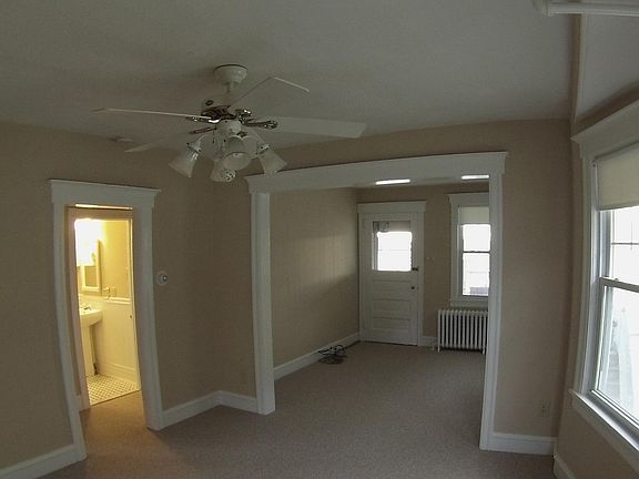 4th image of 103 12th St