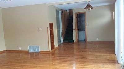 1st image of 75 Stone St S
