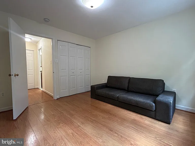 5916 Dorchester Way — Photo 23