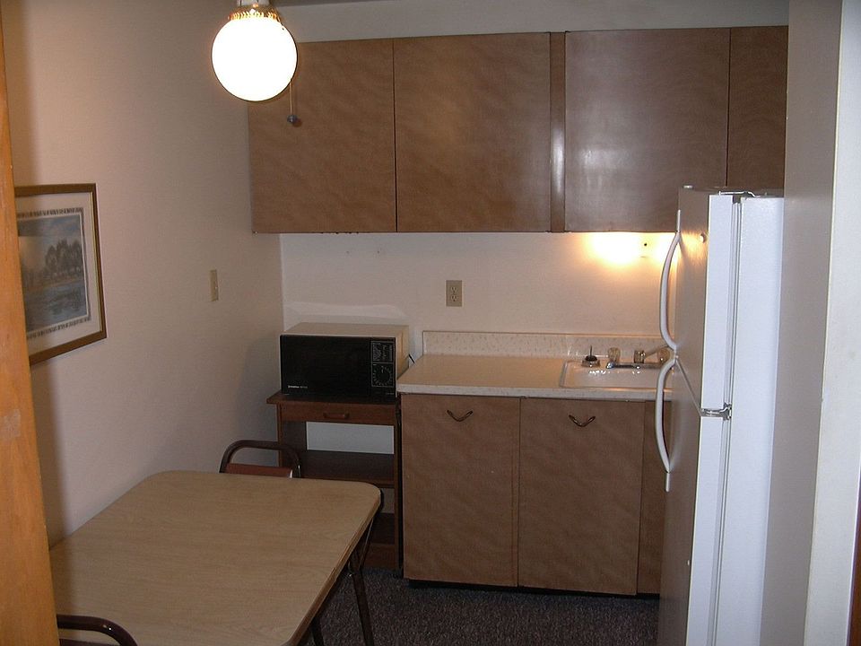 2nd image of 1480 S 92nd St APT 7