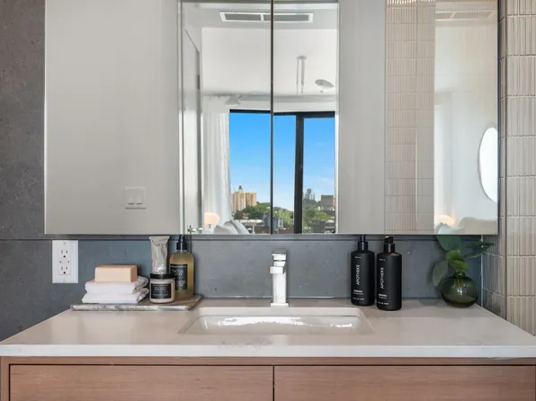 880 Atlantic Avenue image 12 of 39