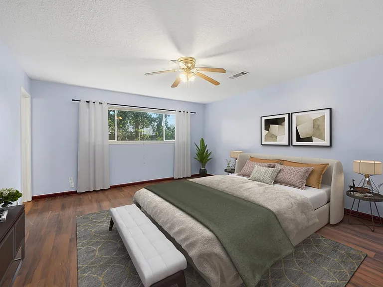 7015 Pella Dr — Photo 6