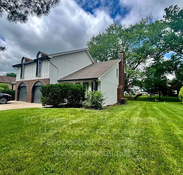 3868 SW Harbor Dr — Photo 4