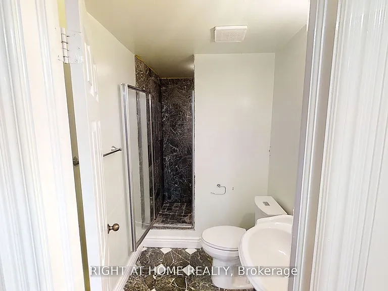 31 Northgate Cres E — Photo 8