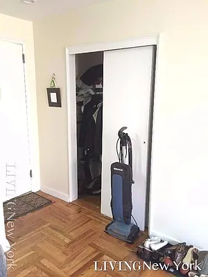 Rented by Living New York | media 13