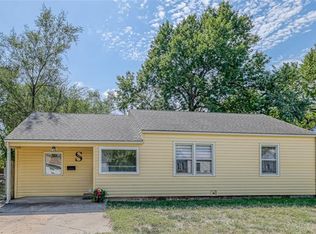 605 W Oak St, Olathe, KS 66061