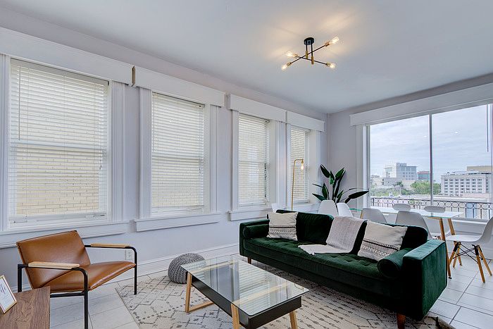 1st image of 2310 1st St APT 602