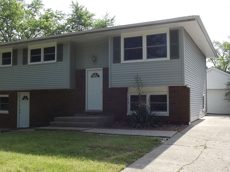 1st image of 5921 Roosevelt Pl
