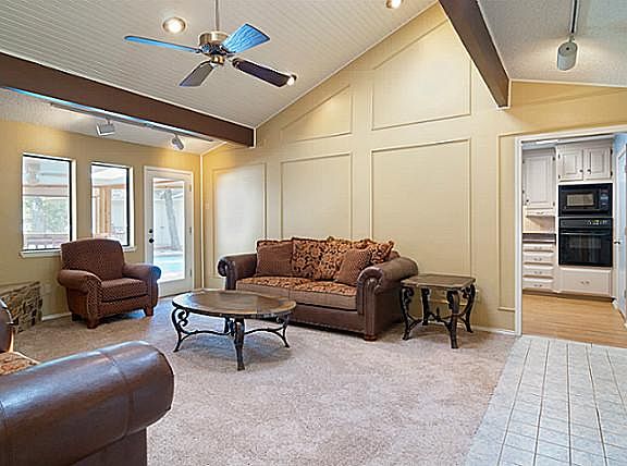 4th image of 1415 Shirley Way