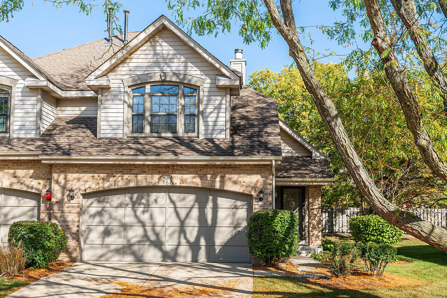 166 Springdale Ln photo 1