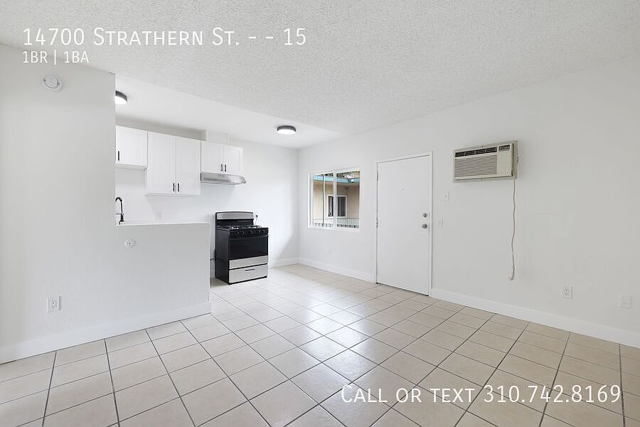 1st image of 14700 Strathern St #15
