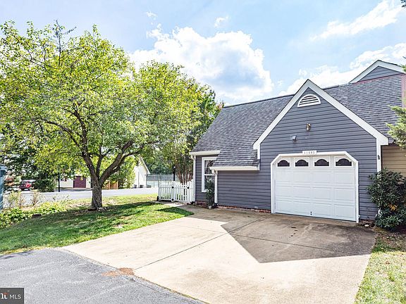 5th image of 11603 Savannah Dr #42
