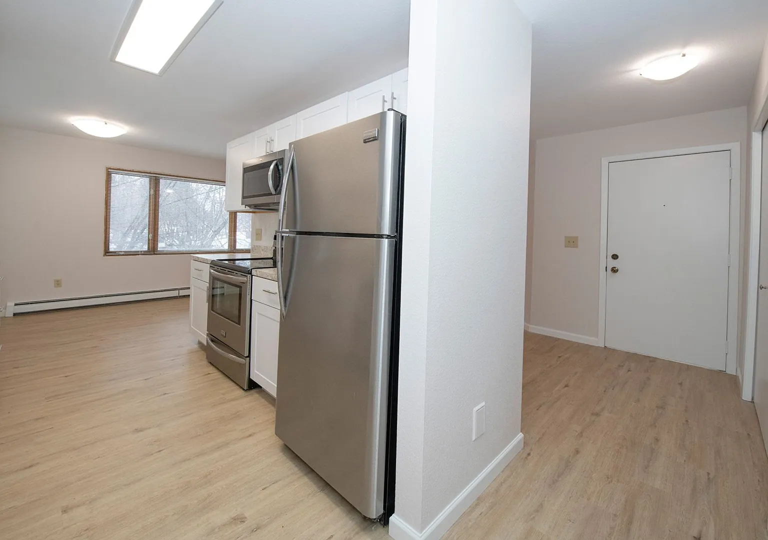 ZLmay7721 — Photo 2