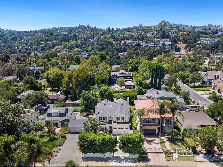 11610 Chiquita St — Photo 27