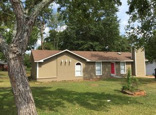 2860 Haddon Dr, Rex, GA 30273