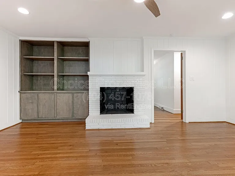 421 Blairmore Dr — Photo 13