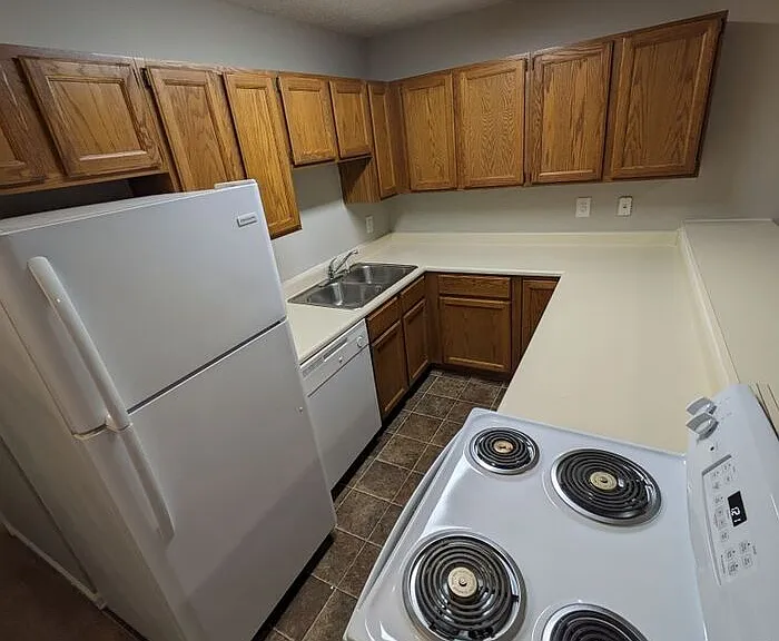 331 9th Avenue Dr NE #6 — Photo 4