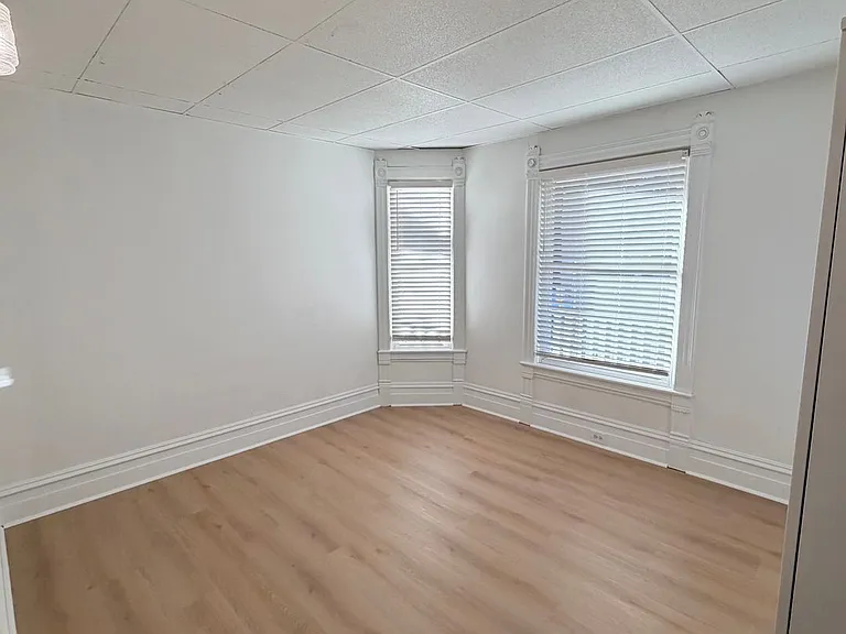 1023 Sigsbee St SE — Photo 15
