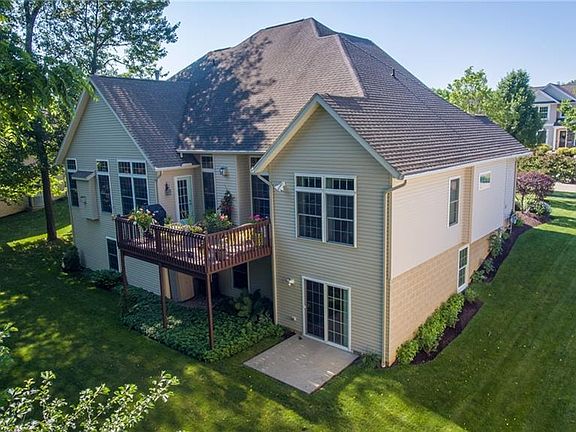3rd image of 1337 Logan Ln