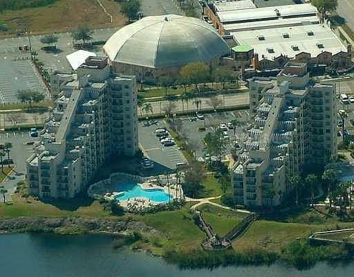 1st image of 6165 Carrier Dr