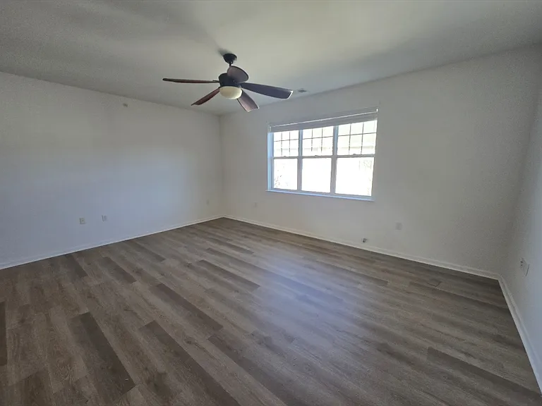 2424 Chancery Ln #306 — Photo 10