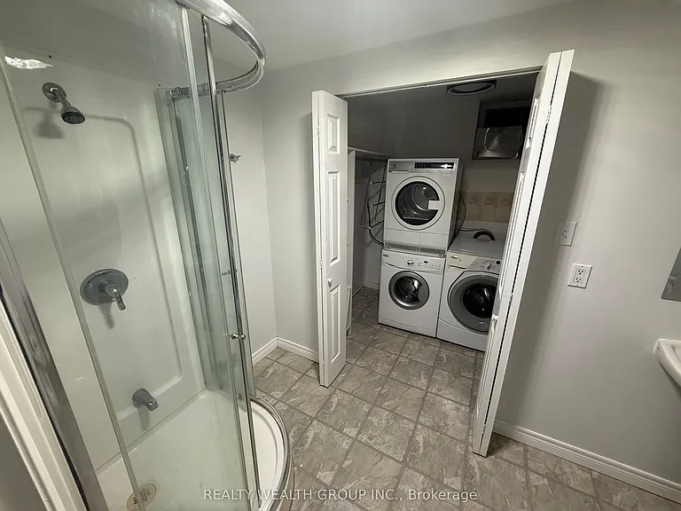 82 Elvaston Dr #BASEMENT — Photo 5