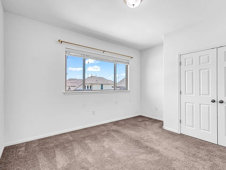 2907 Zelma Dr — Photo 33