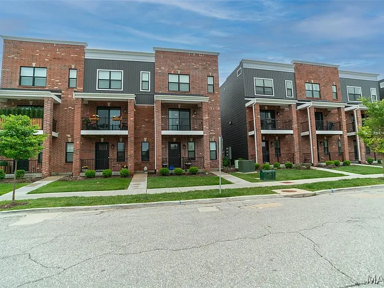 5004 Daggett Ave — Photo 19