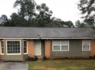 121 Sunset Dr, Fitzgerald, GA 31750