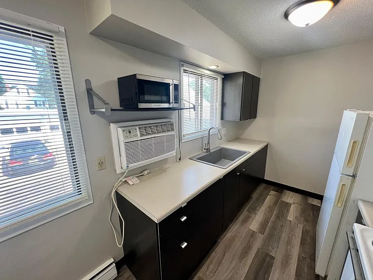 440 S Western Ave #7 — Photo 4