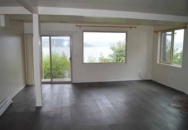 9803 Rainier Ave S #LOWER — Photo 2