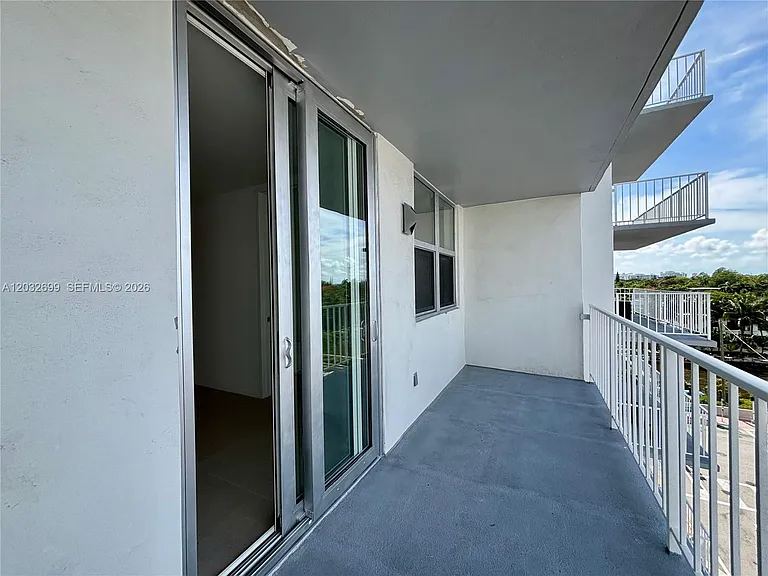 2829 Indian Creek Dr #604 — Photo 23