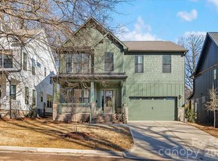 1611 Chippendale Rd, Charlotte, NC 28205