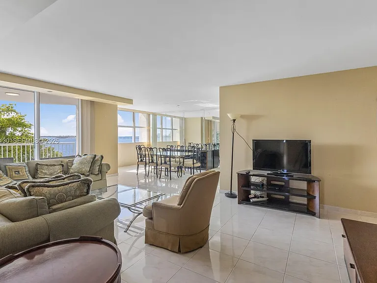 1420 NE Brickell Bay Dr #601A — Photo 2