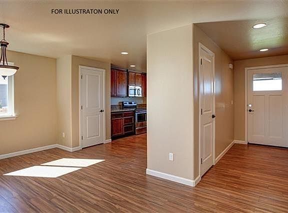 3rd image of 207 Singing Grass Dr