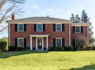 8312 Alpena Way, Louisville, KY 40242