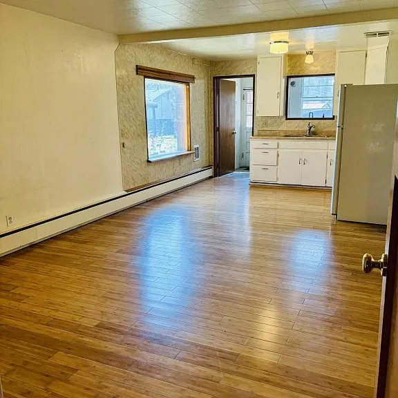 628 Washakie St — Photo 2